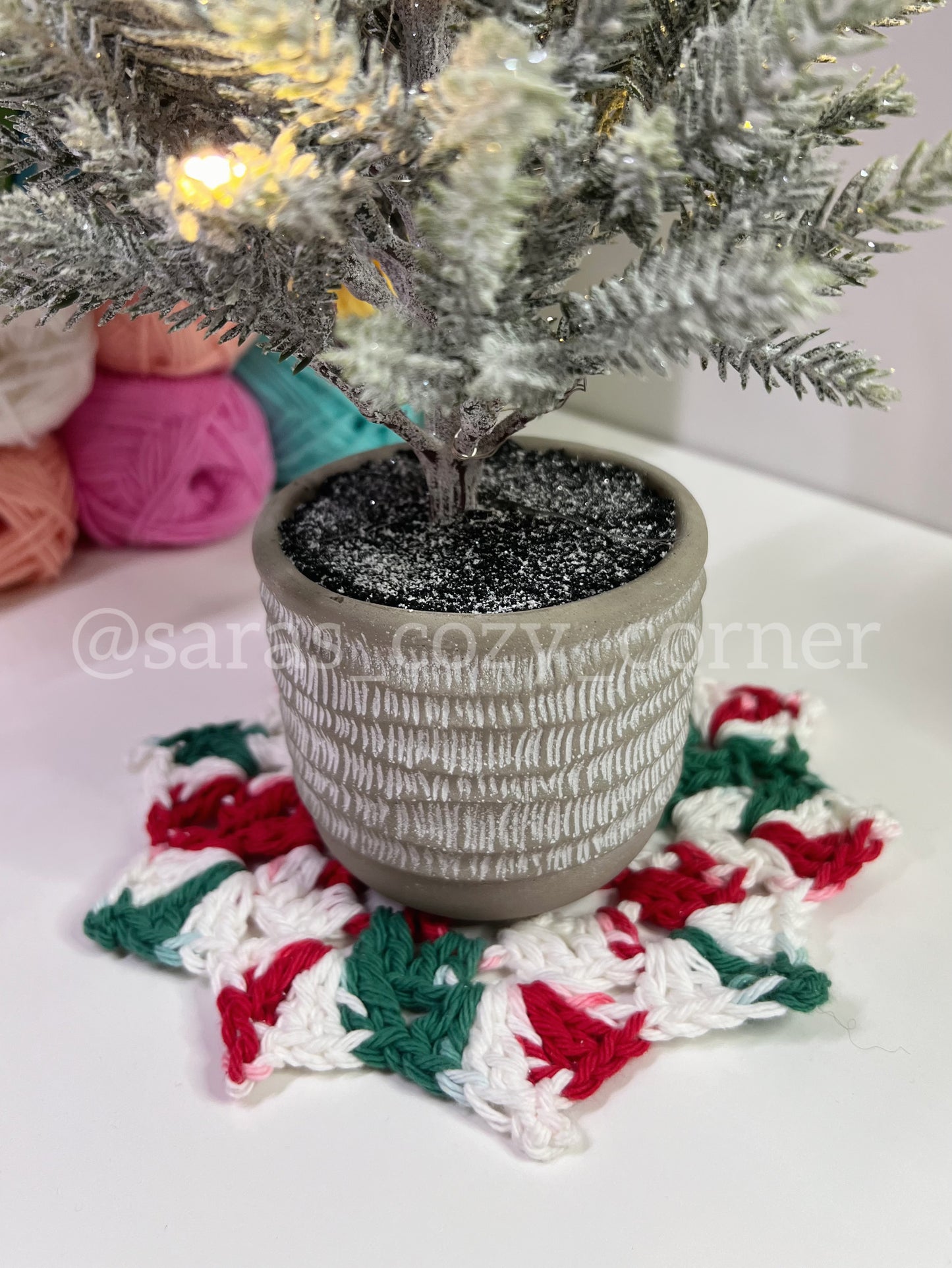 The Festive Starburst crochet coaster
