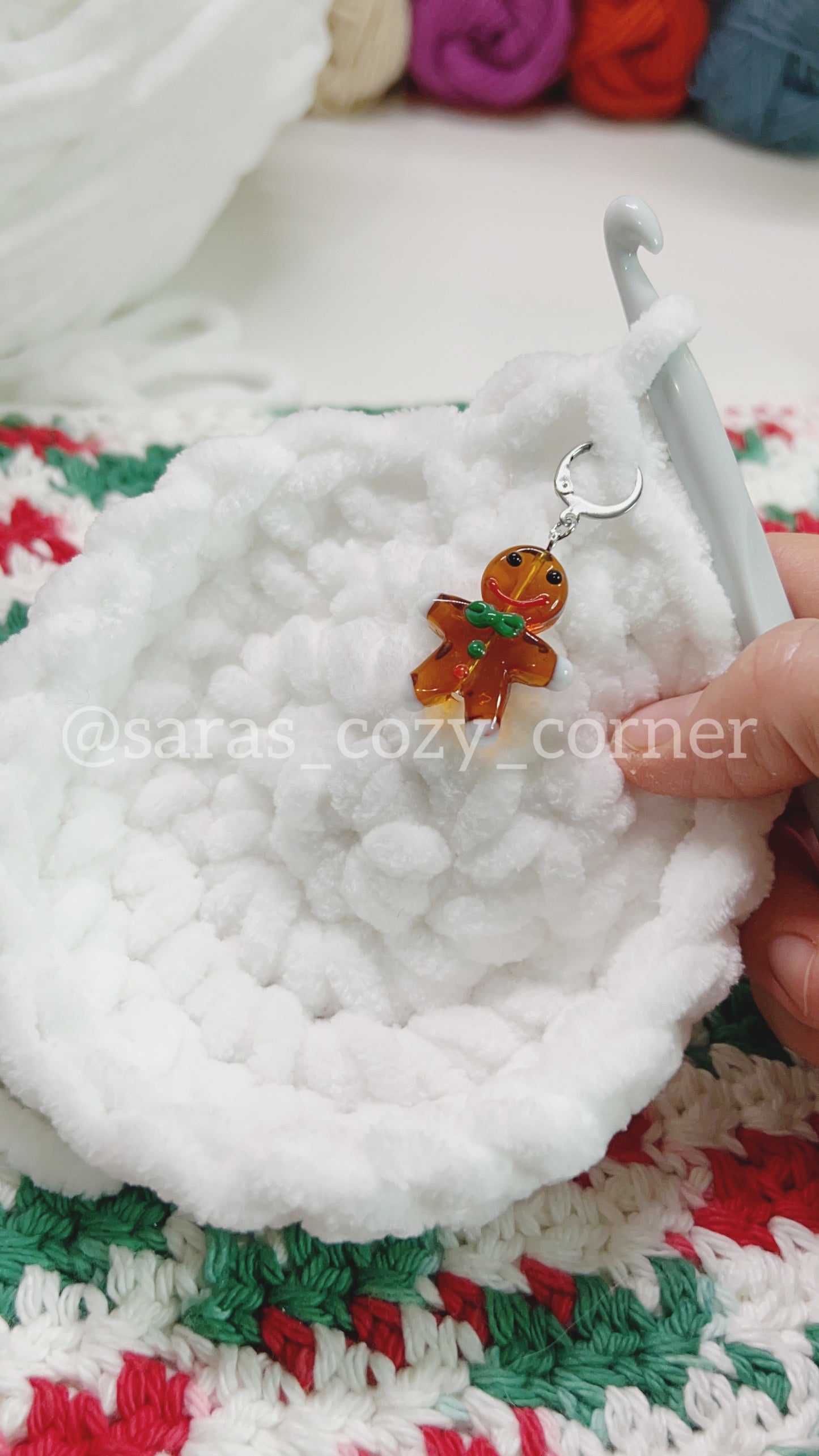 The Gingerbread Joy stitch markers set