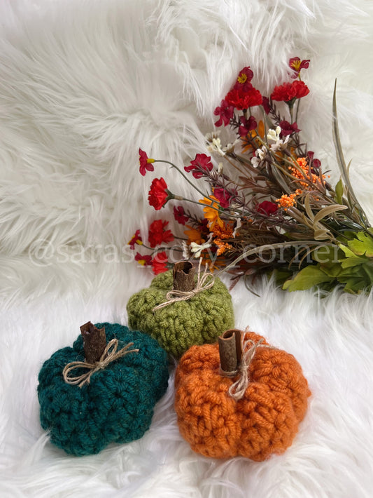 Cute Chunky Mini Pumpkin crochet pattern PDF