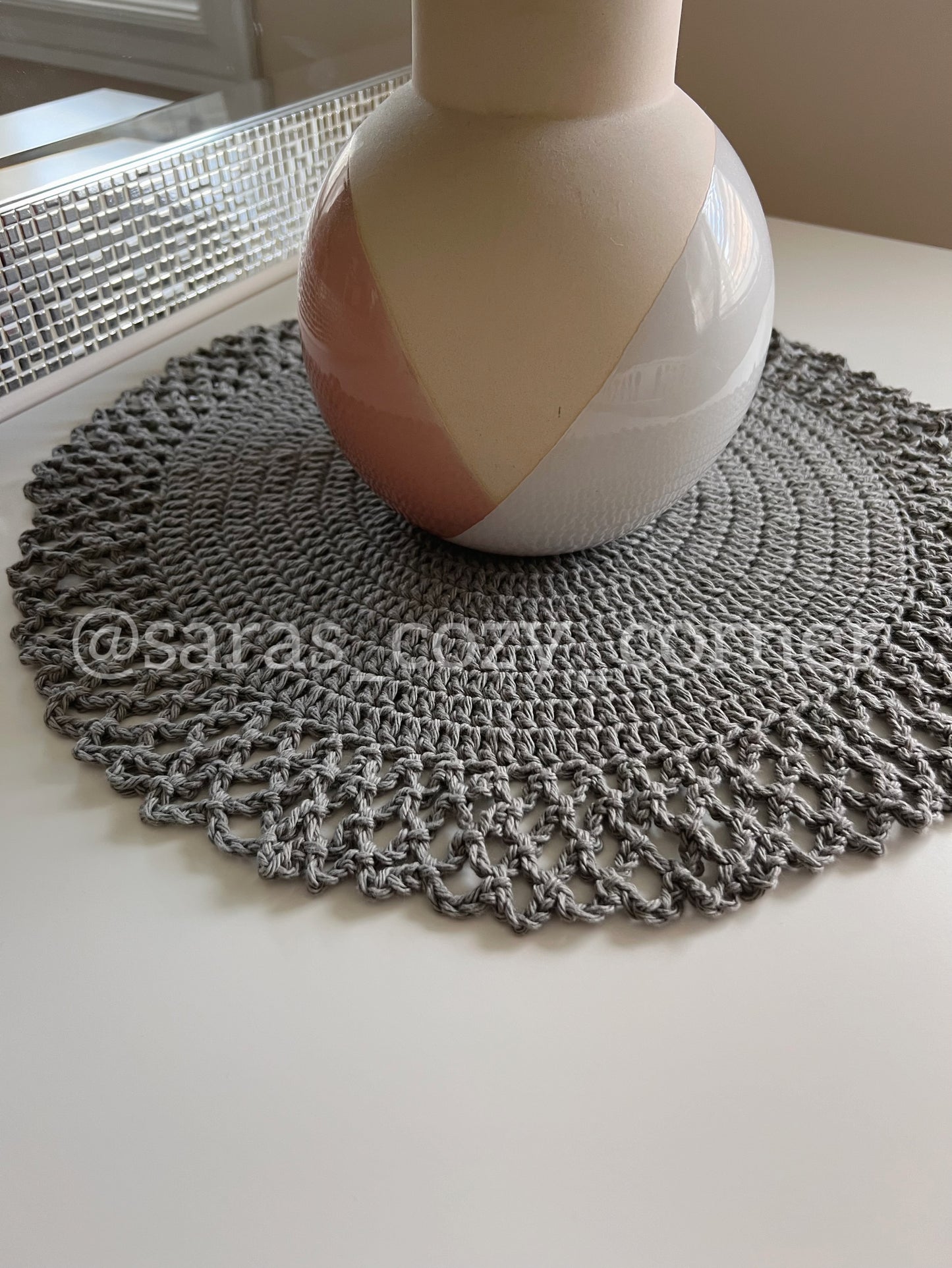 Elegant lace border grey crochet placemat