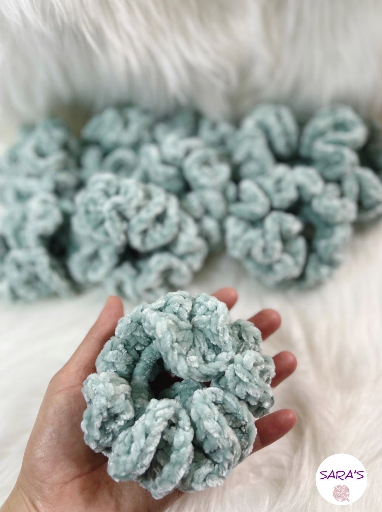 vintage teal XL velvet wrist/hair scrunchies
