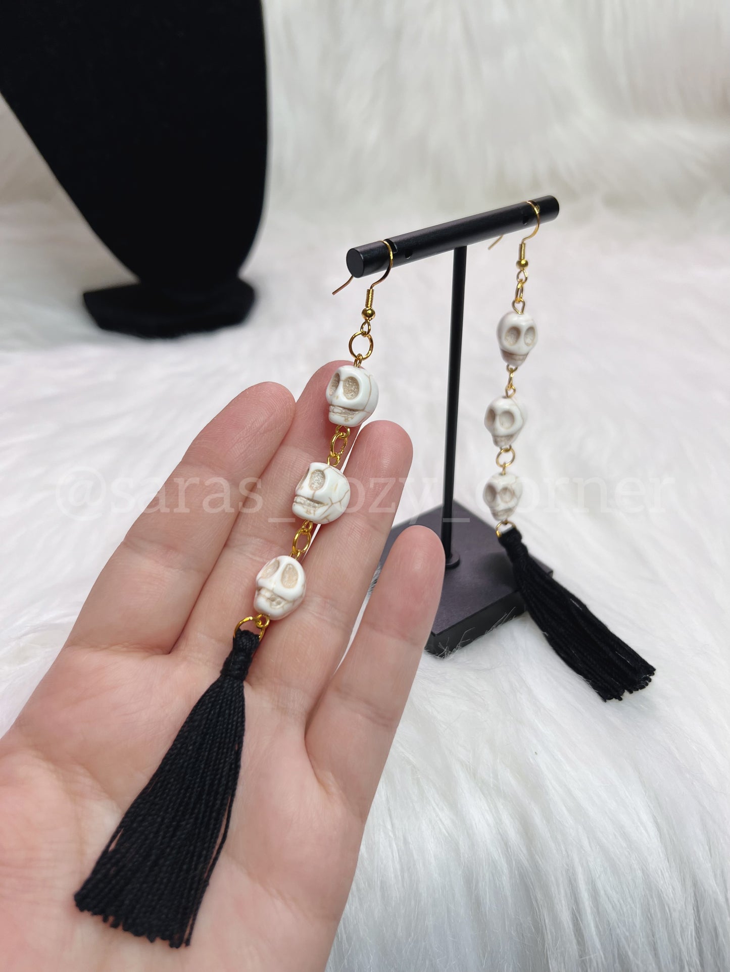 Trio Skull drop earrings