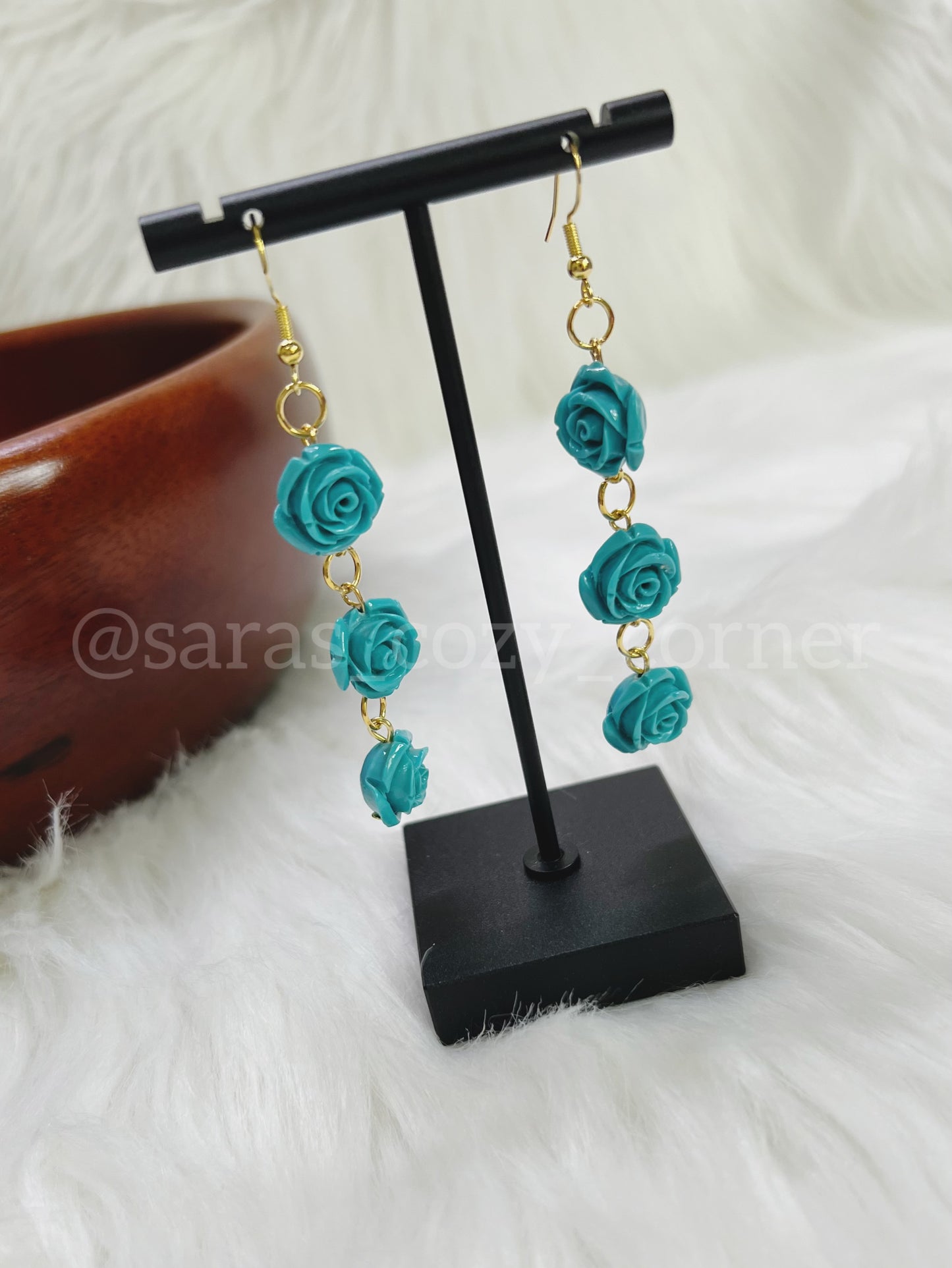 The Rose Casecade dangle turquoise