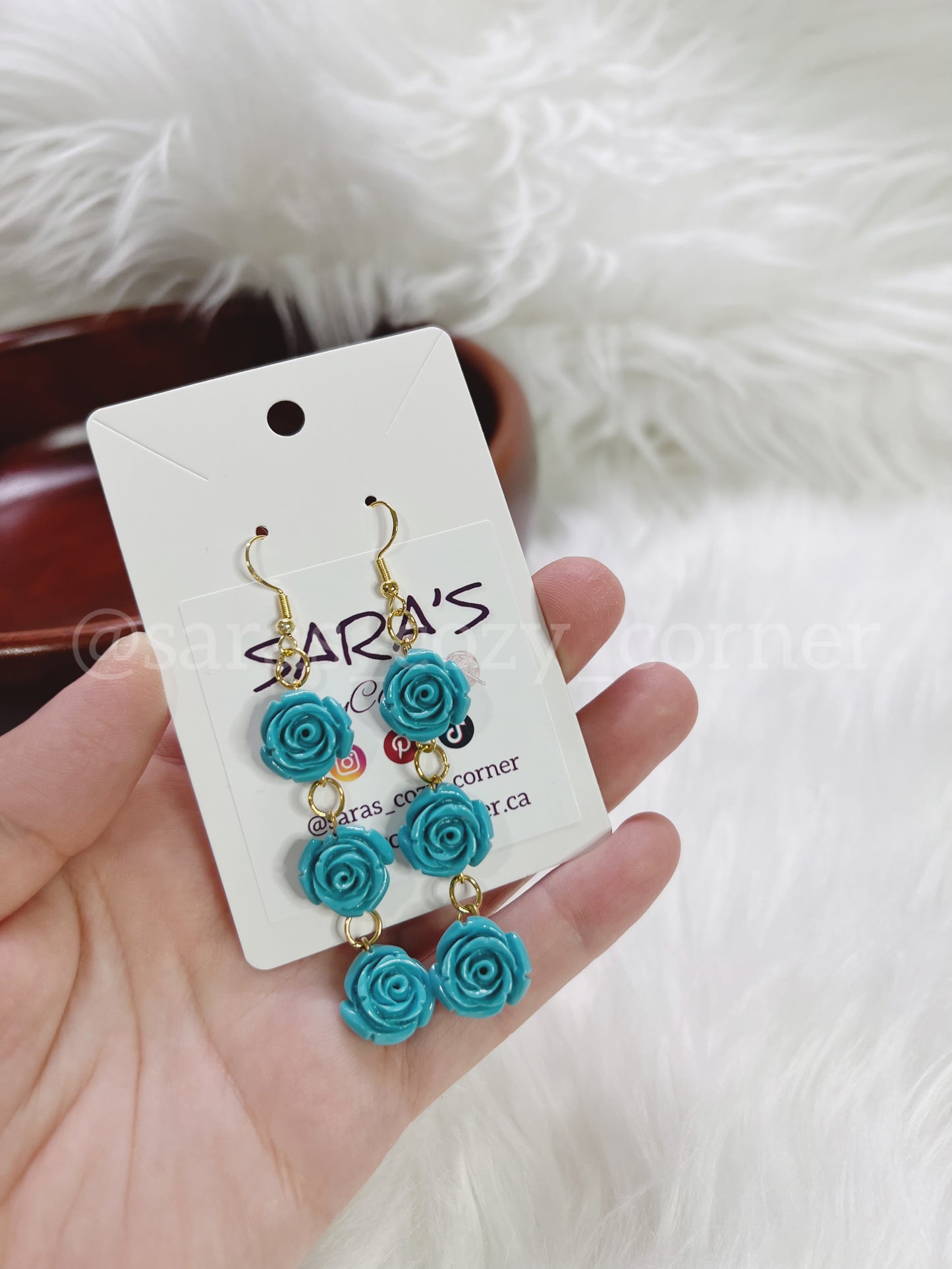 The Rose Casecade dangle turquoise