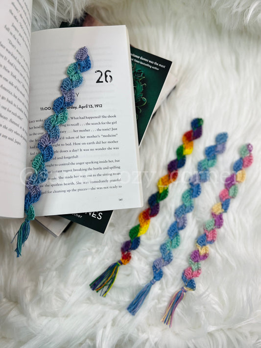 Elegant lace bookmark