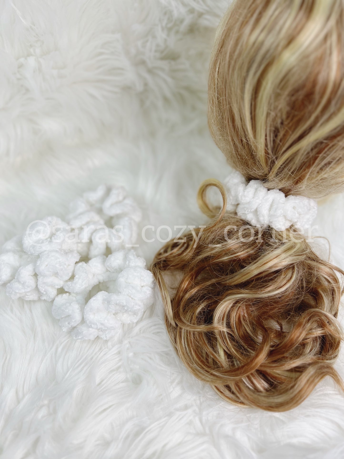 The Velvet Charm scrunchies white