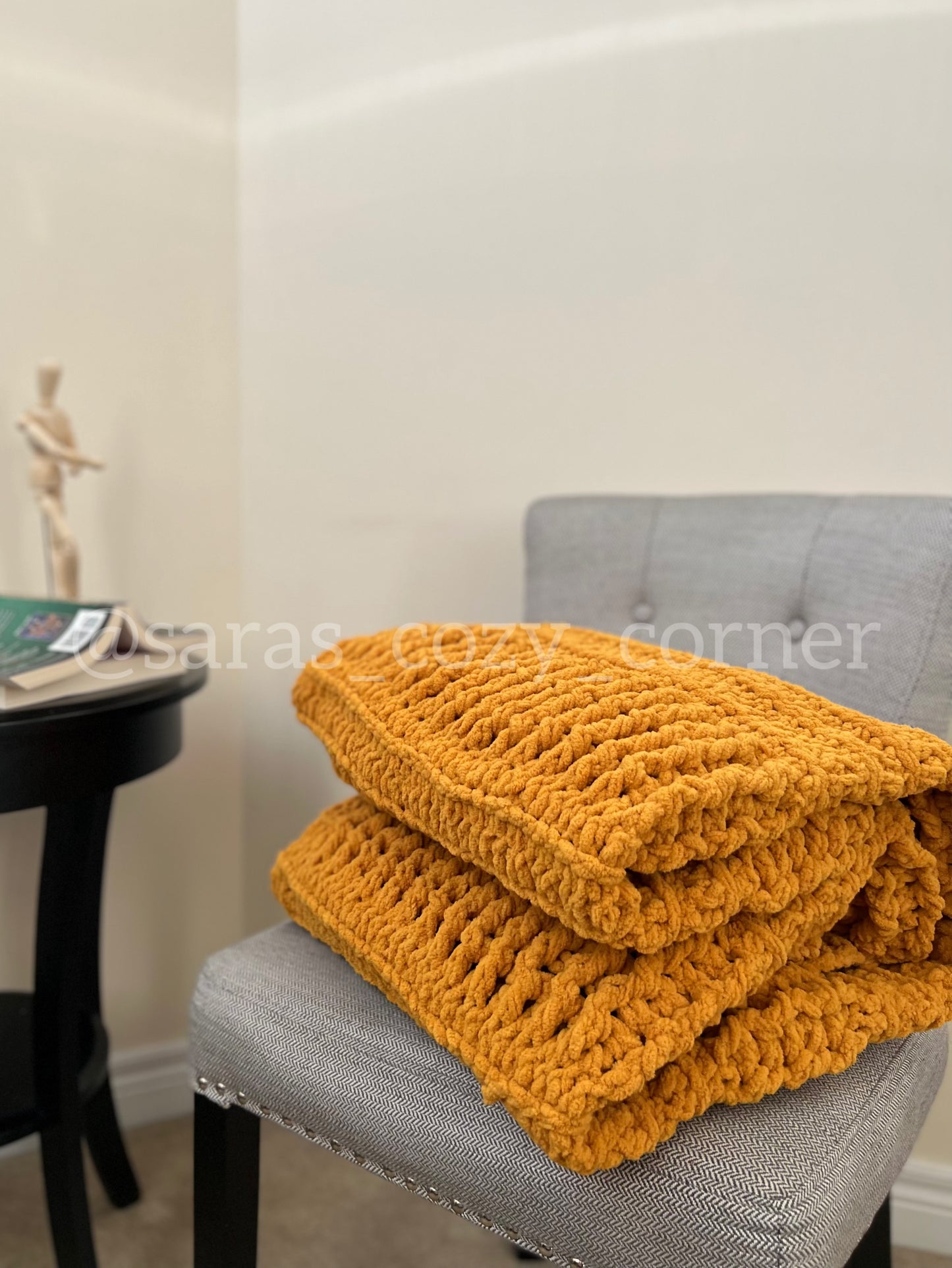 The Amber Warmth throw