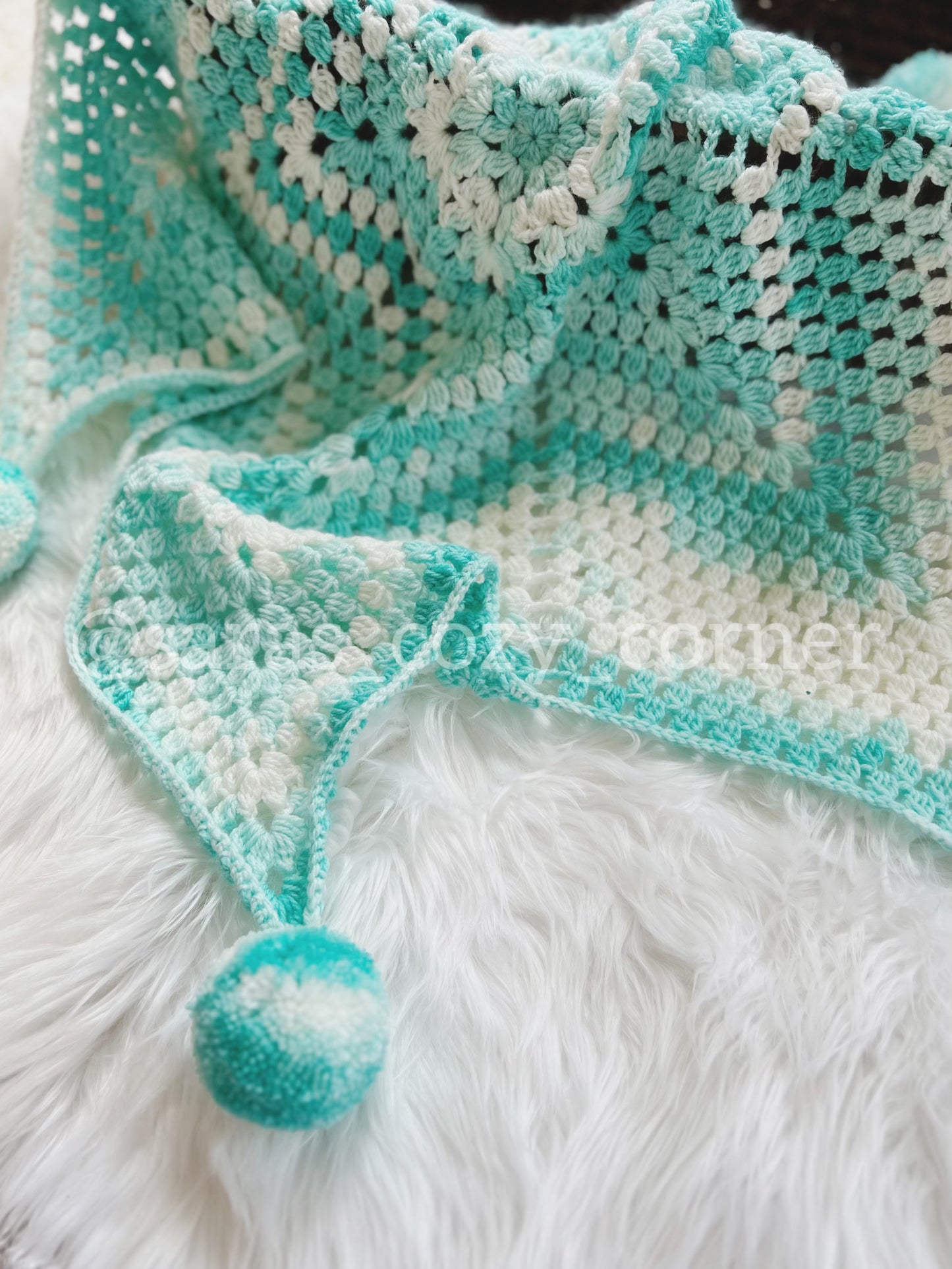 The Twinkle Star Snuggle baby blanket mint