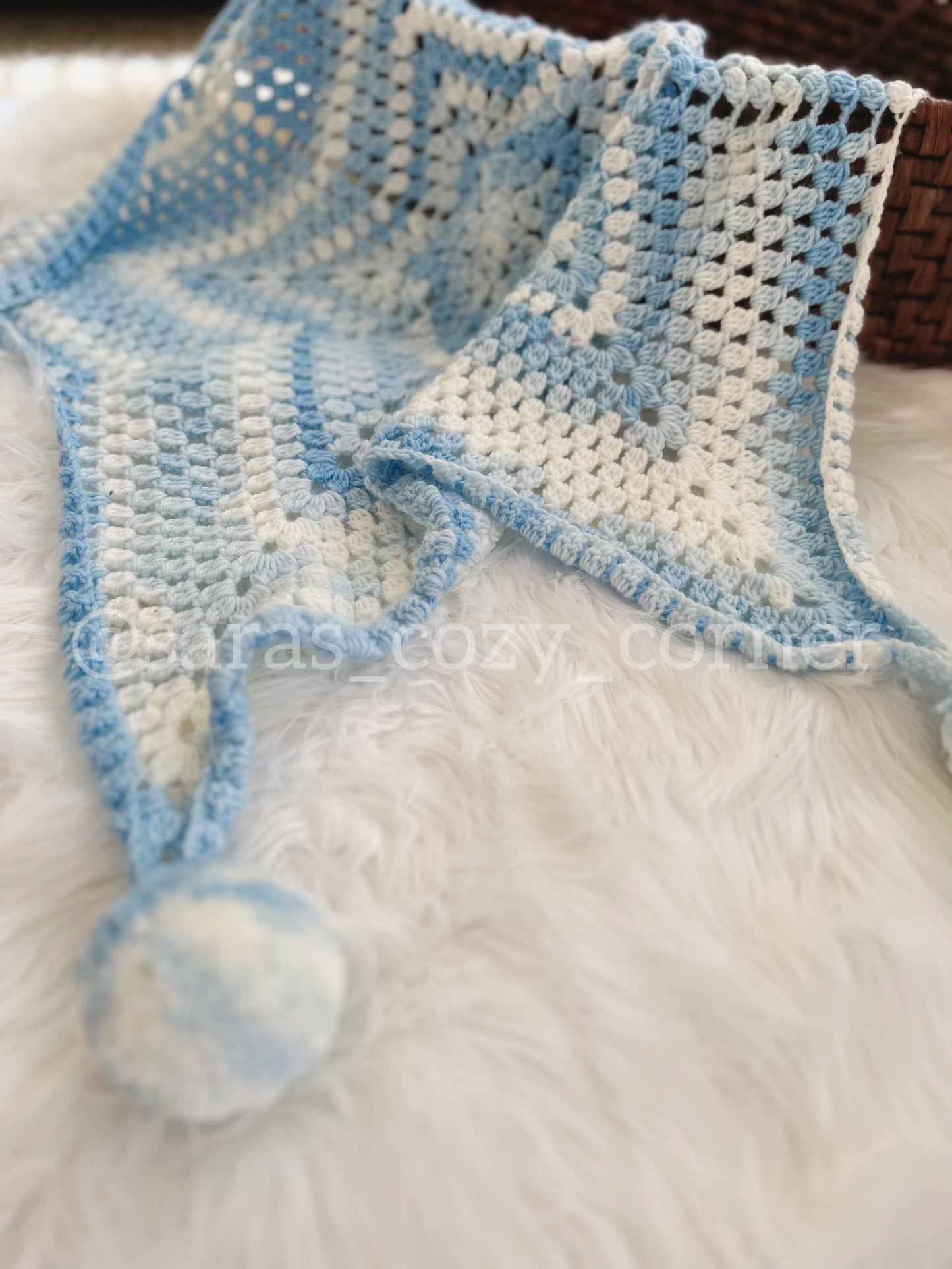 The Twinkle Star Snuggle baby blanket blue