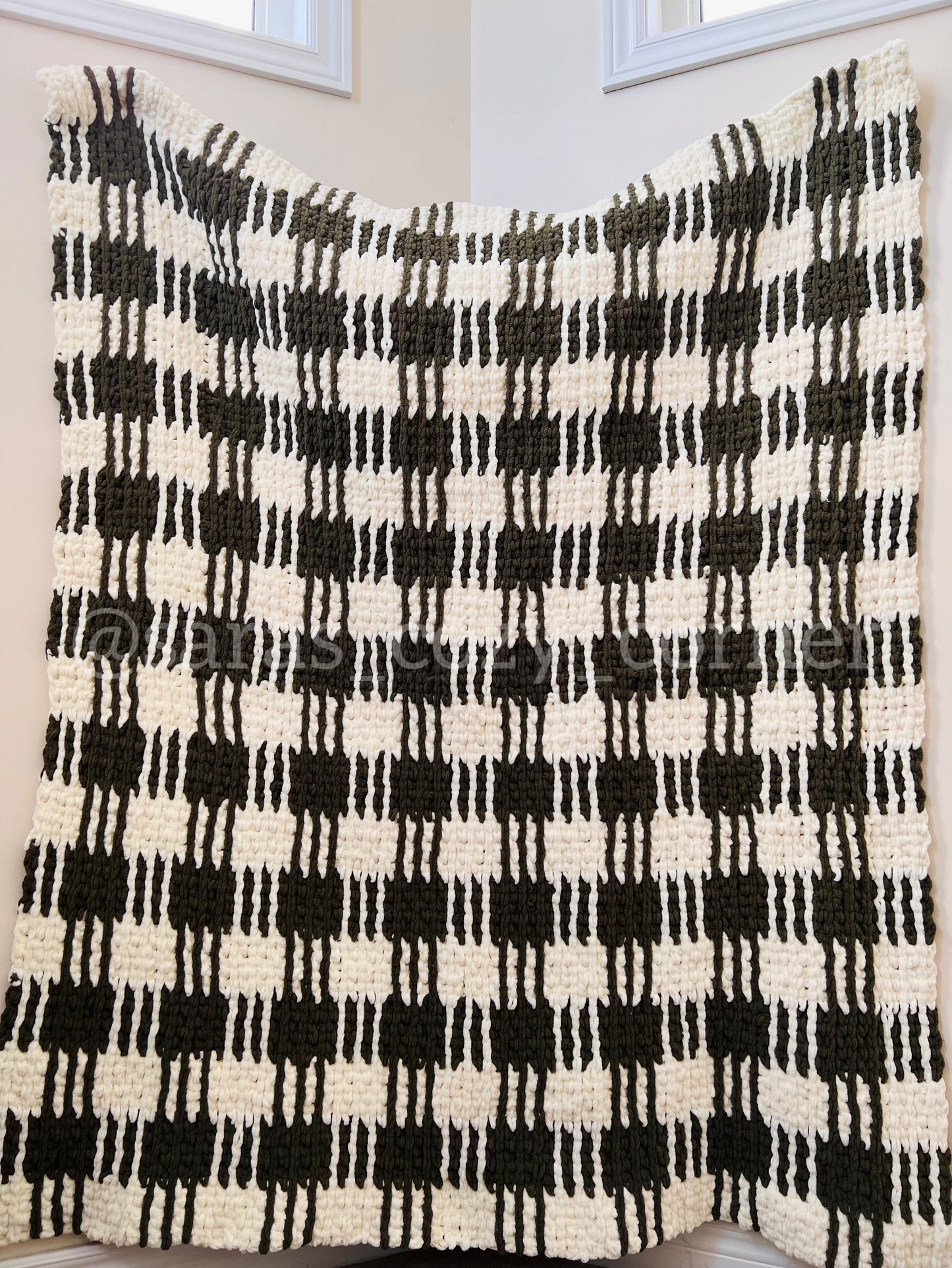 Crochet Plaid Throw Blanket "Vintage Olive"