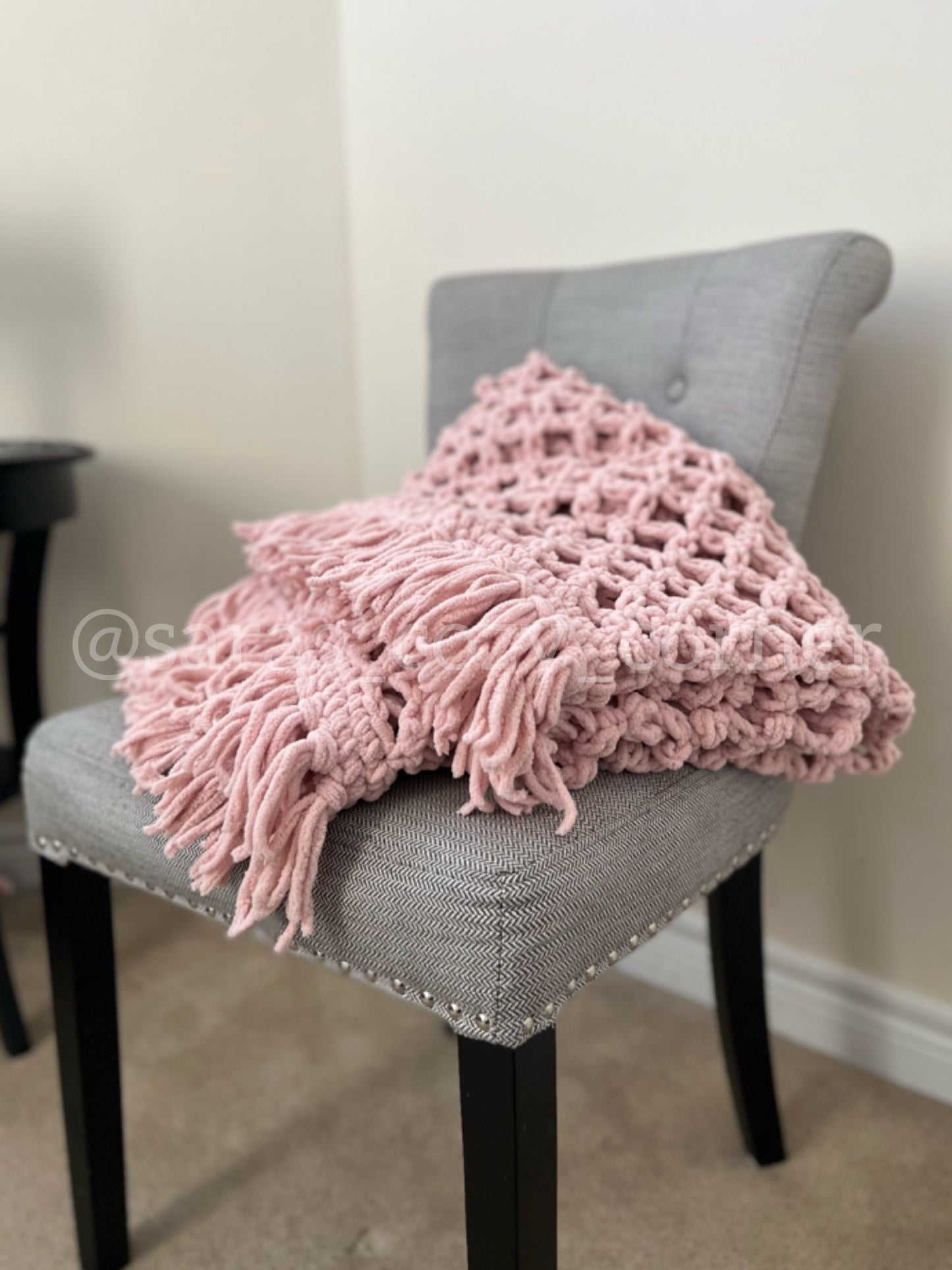 The Love Knot throw