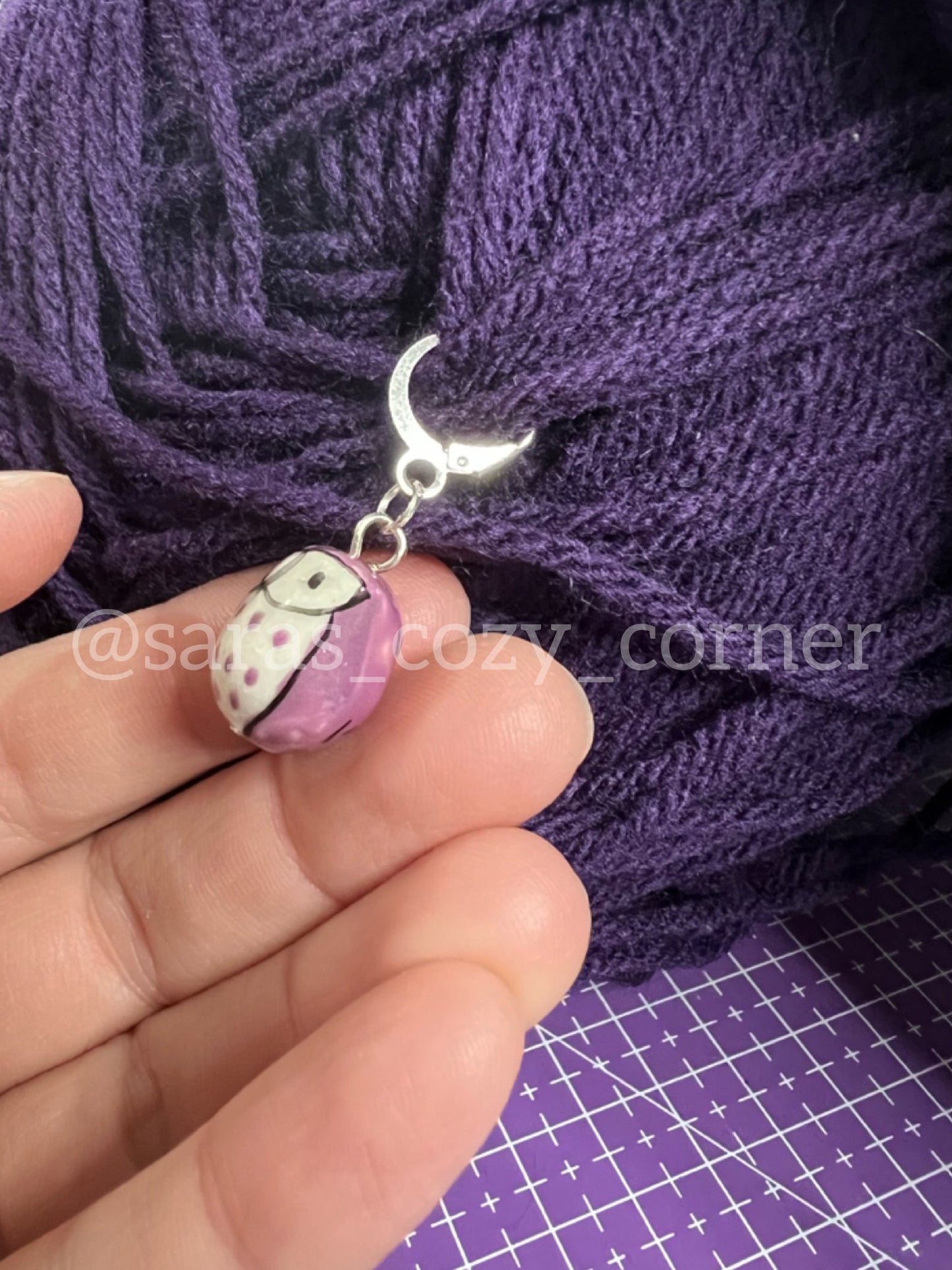 The Colorful owls stitch markers