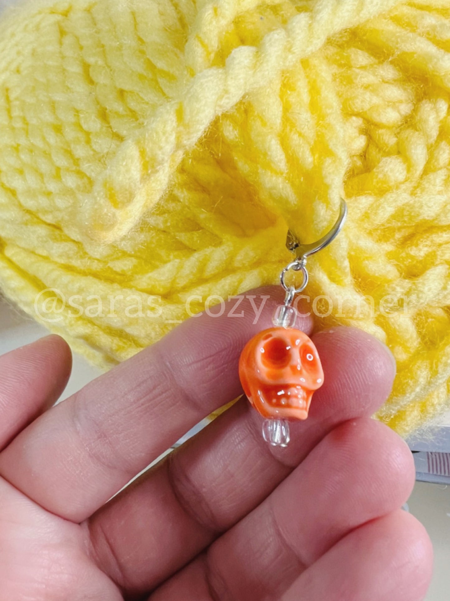 multicolor skulls stitch markers