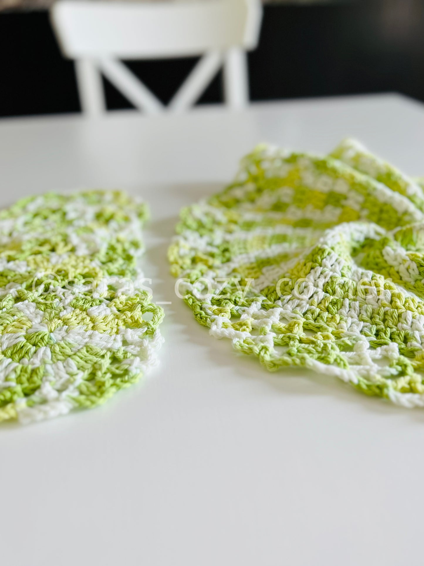 The Key lime 7 piece doilies set