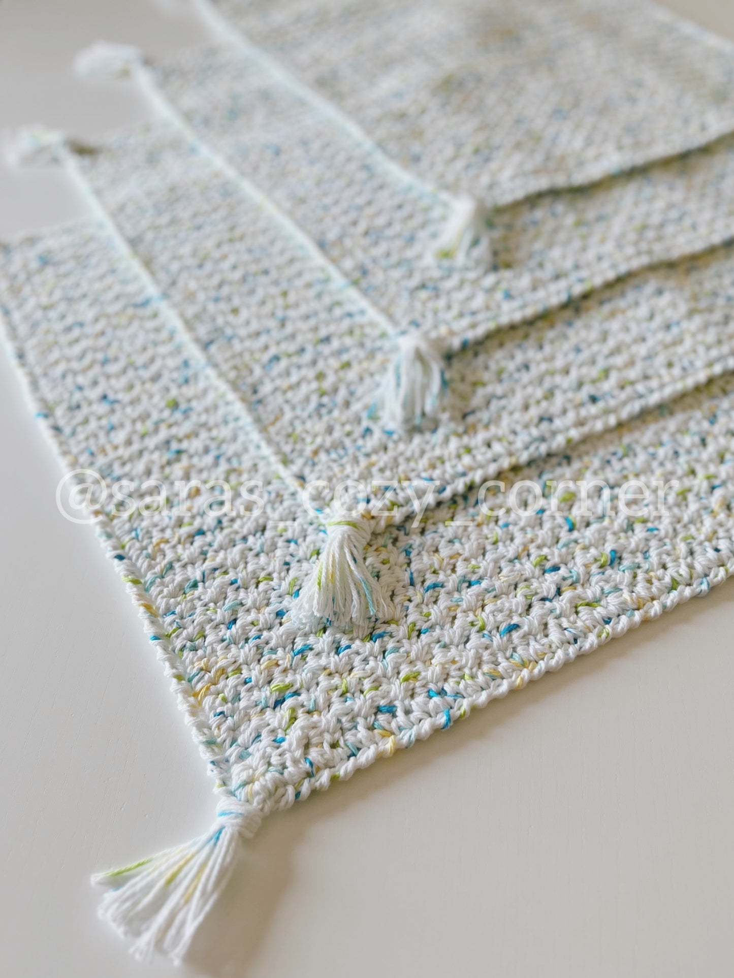 The Bright Summer prints crochet placemat with tassels