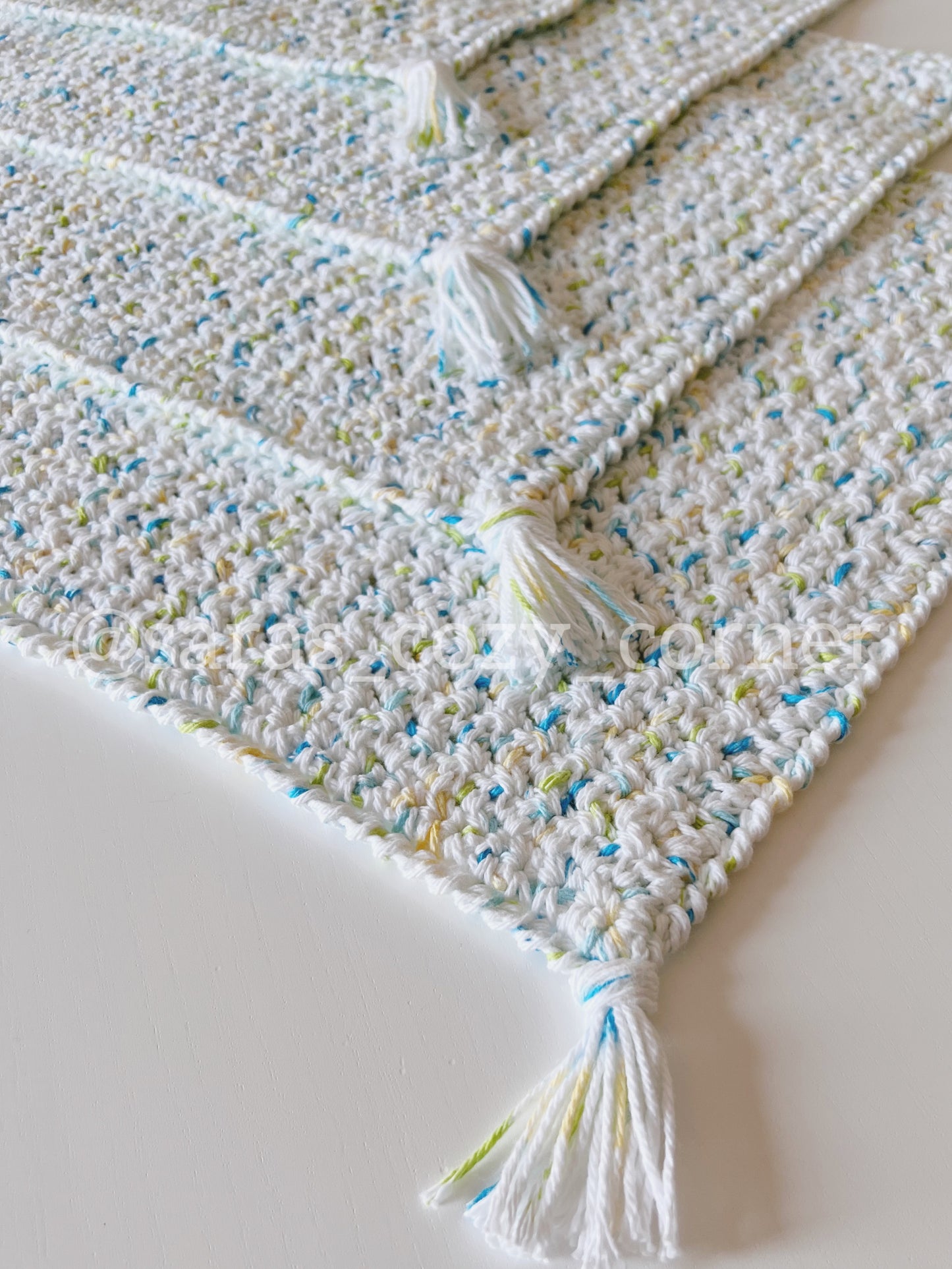 The Bright Summer prints crochet placemat with tassels