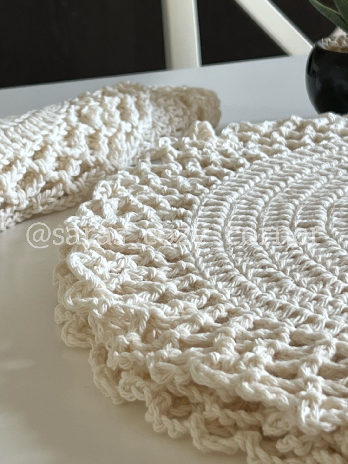 Elegant lace border crochet off white placemat