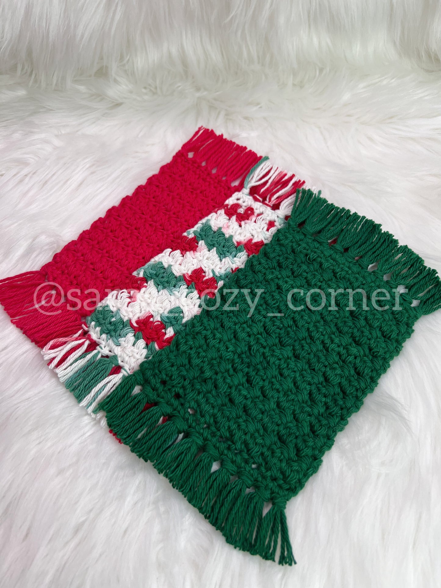 The Festive Mistletoe crochet mug rug