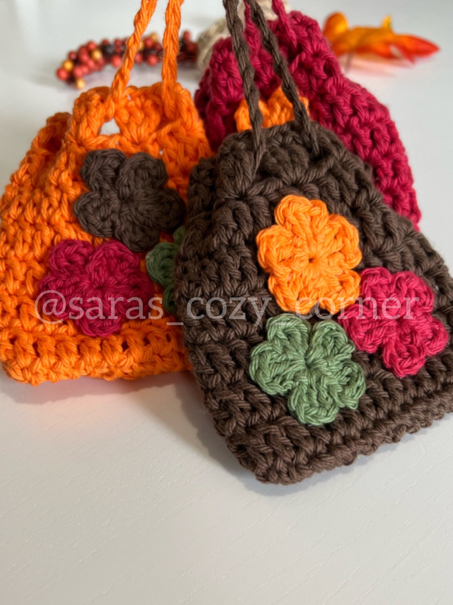 Autumn Treasure baggie crochet pattern PDF