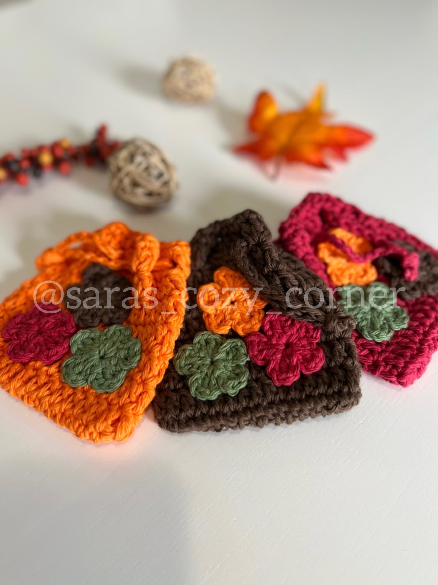 Autumn Treasure baggie crochet pattern PDF