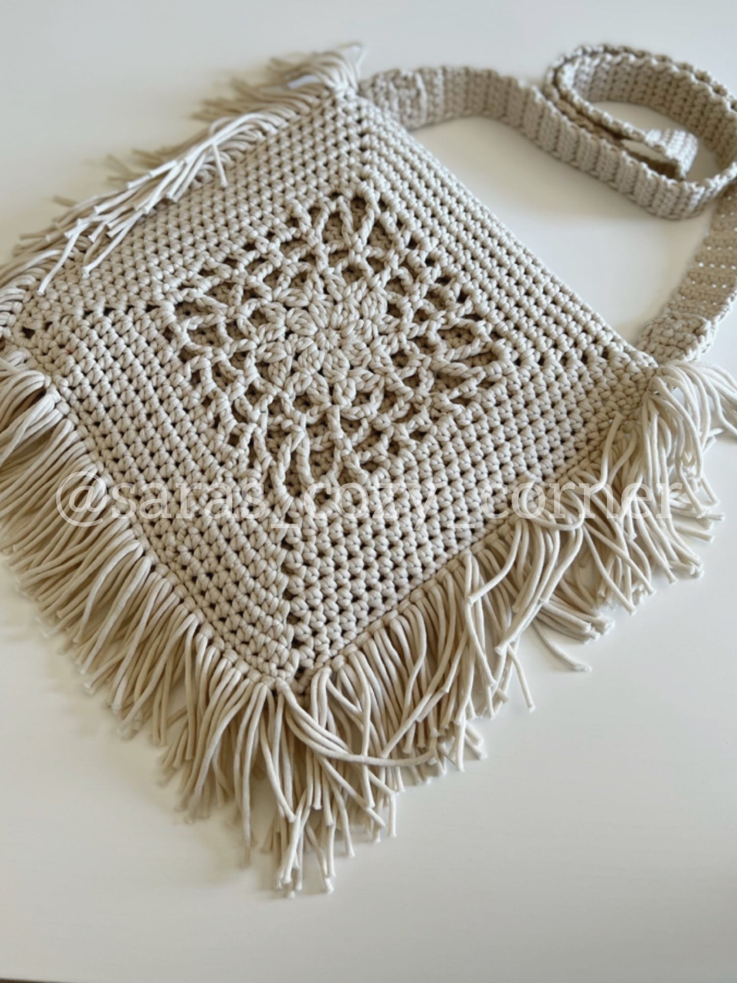 The Blooming Sands bag crochet pattern PDF