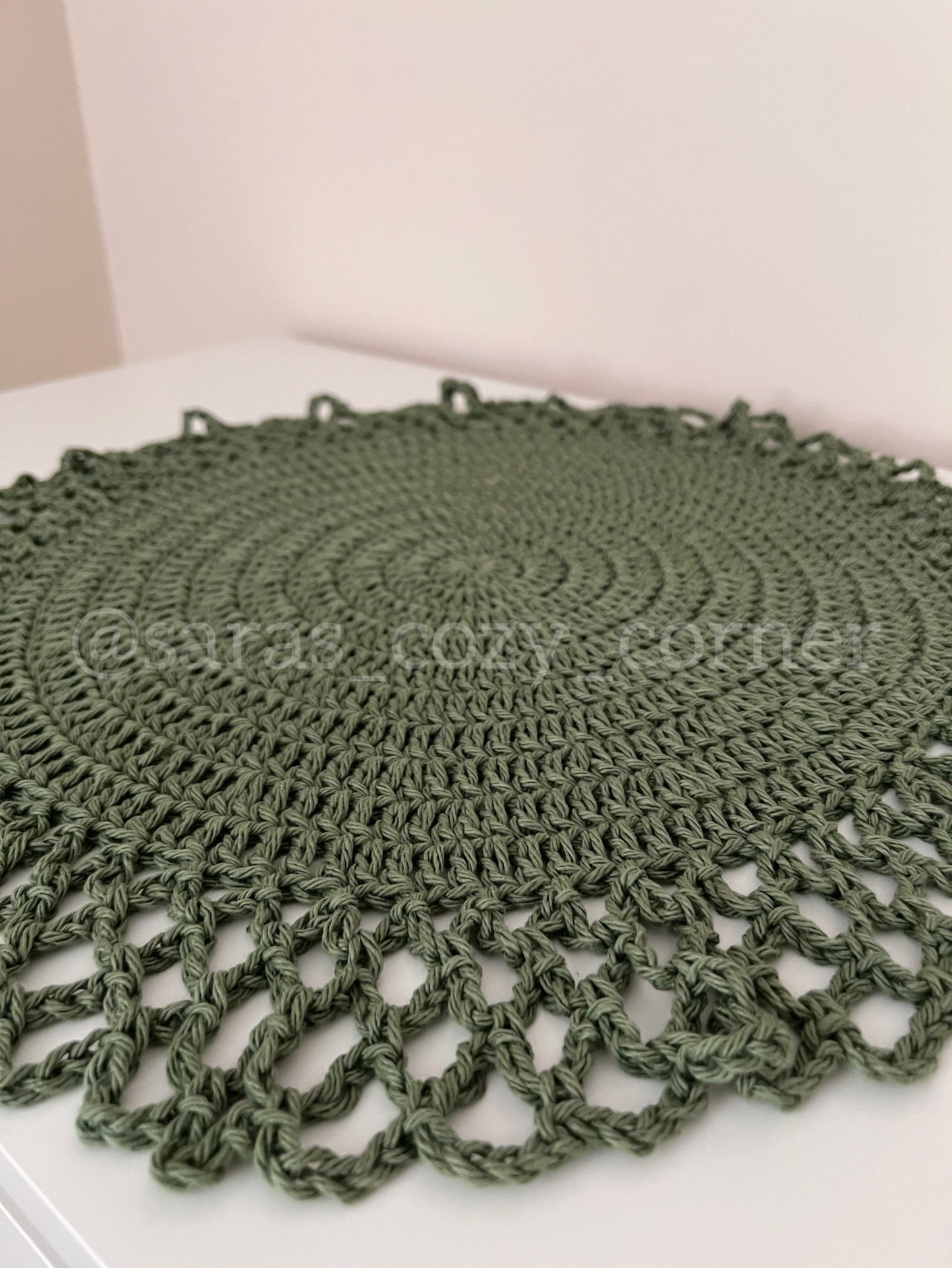 Crochet Cotton Round Placemat "Green"