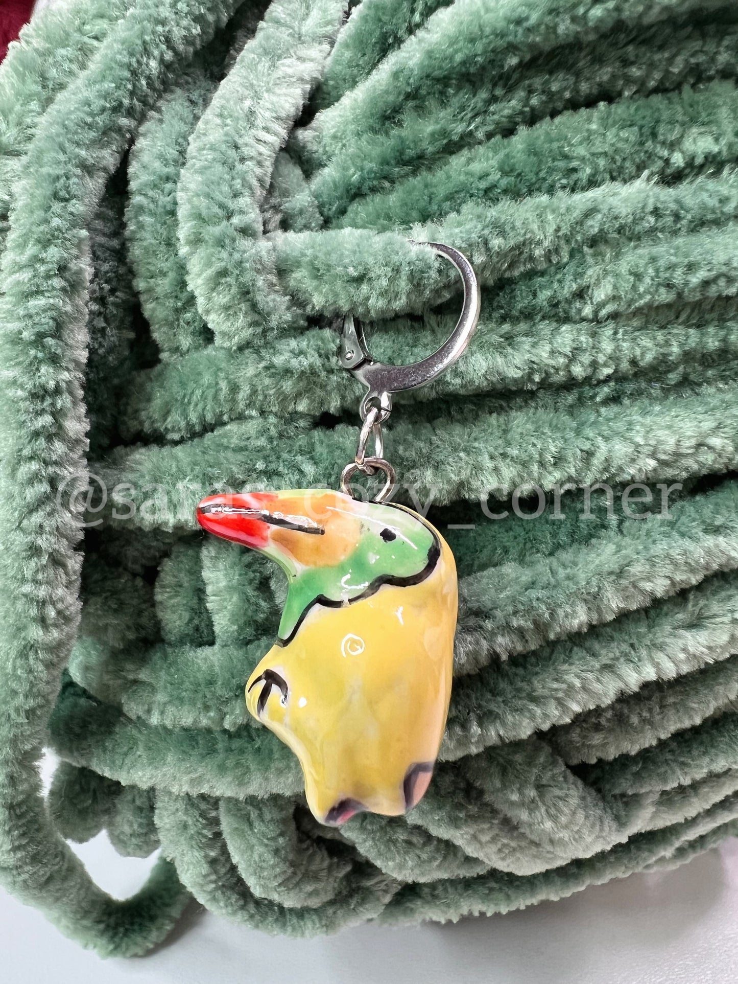 Crochet & Knitting Stitch Marker "Toucan"